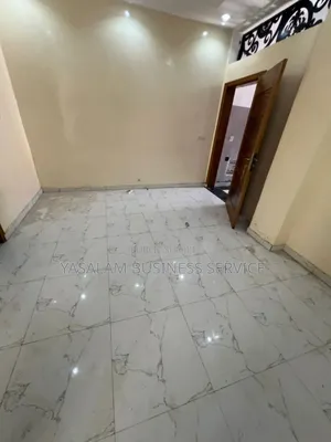 1chbre Studio dans Yasalam Business, Mermoz Sacré-Cœur à Louer