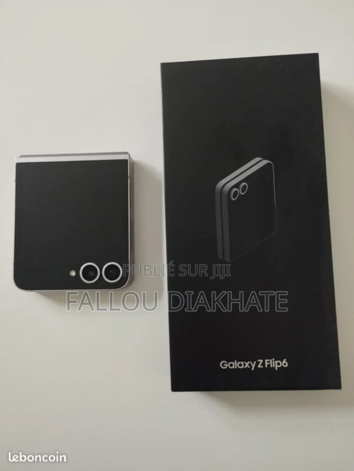 New Samsung Galaxy Z Flip6 256 GB Blue