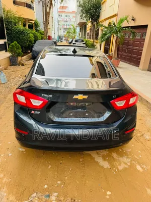 Chevrolet Cruze LS Auto 2017 Noir
