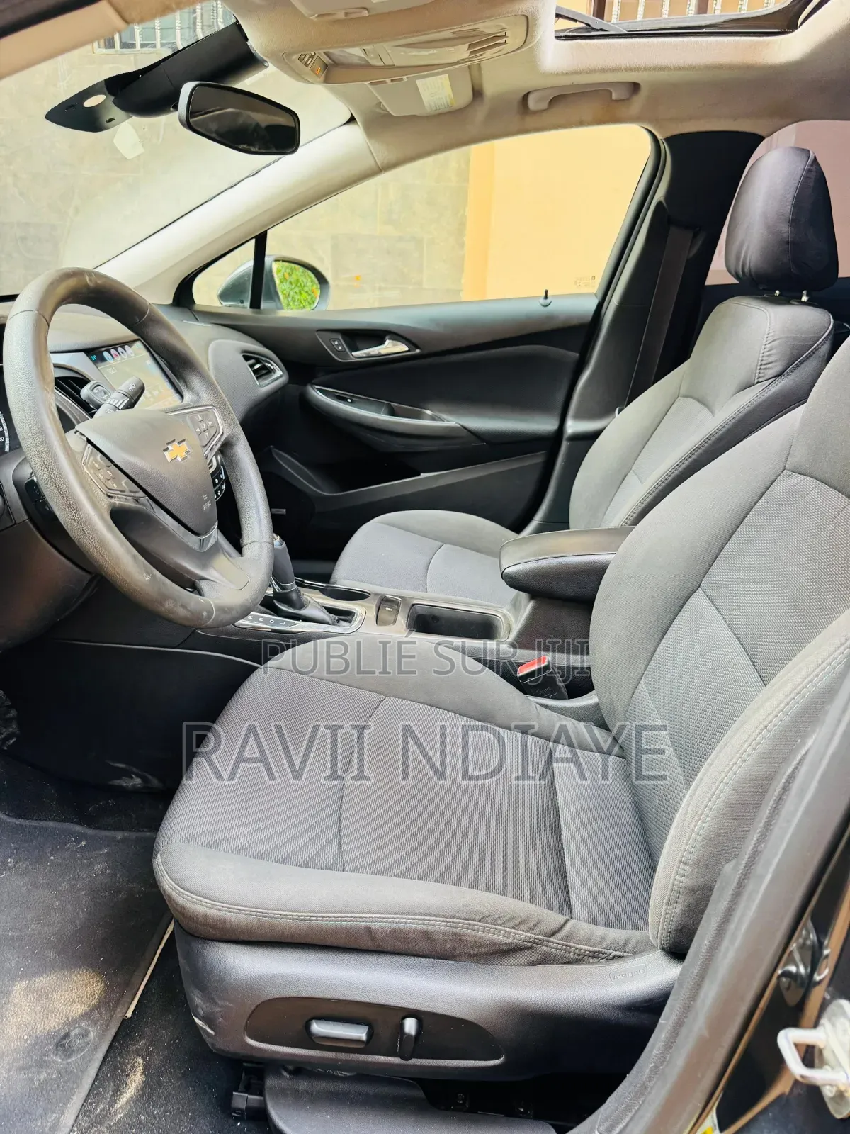 Chevrolet Cruze LS Auto 2017 Noir