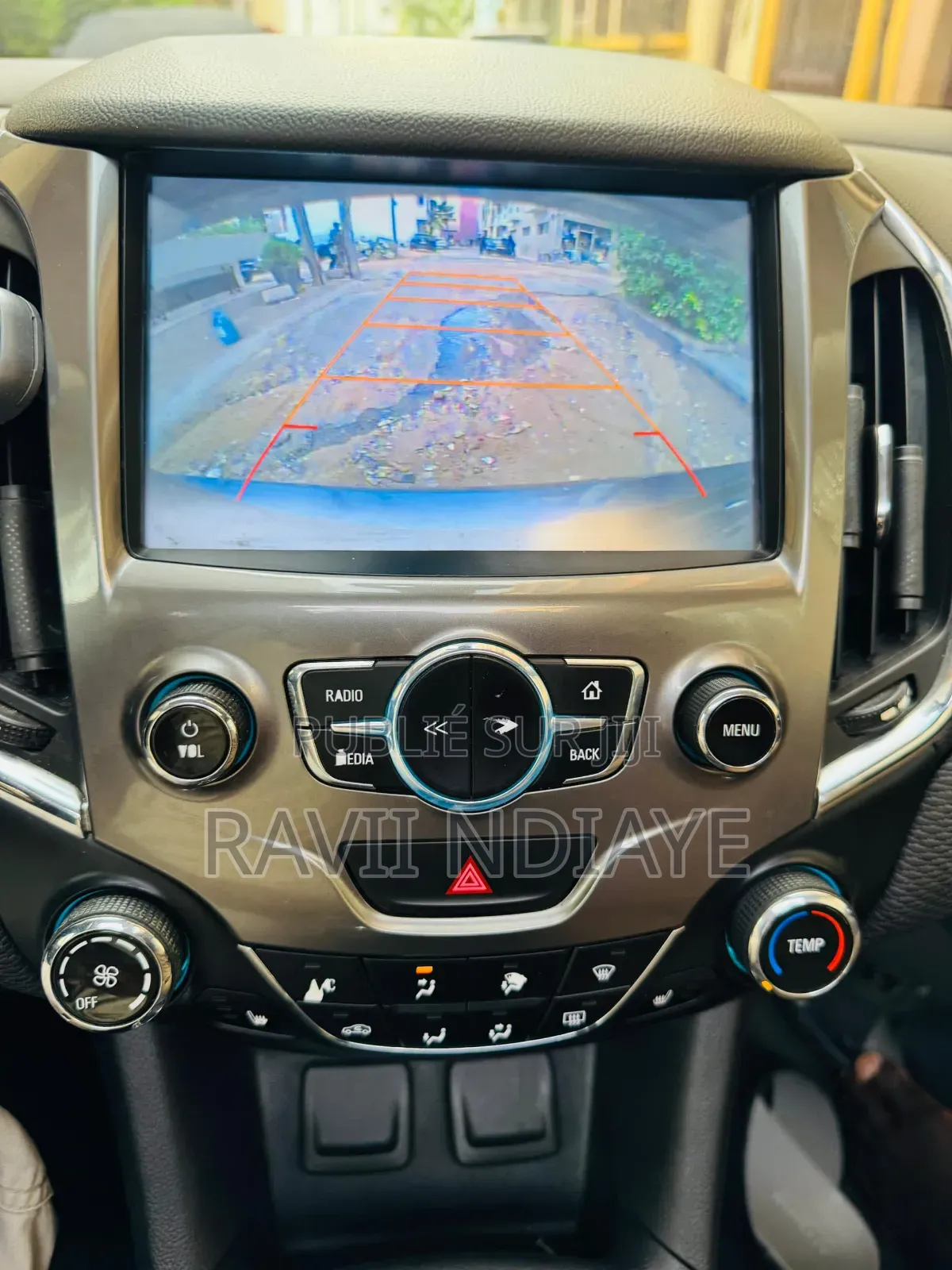 Chevrolet Cruze LS Auto 2017 Noir