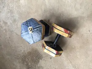 Haltères en Ciment Et Béton : 6kg, 8kg, 10kg, 12kg Et 15kg.