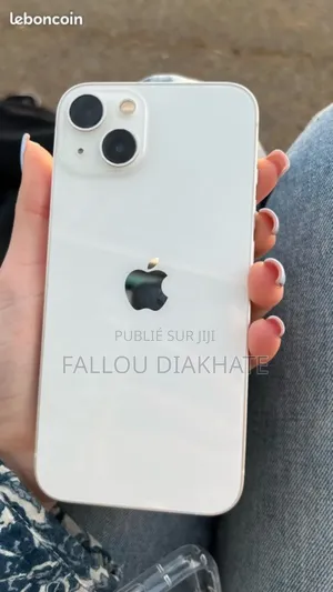 Photo - New Apple iPhone 13 128 GB