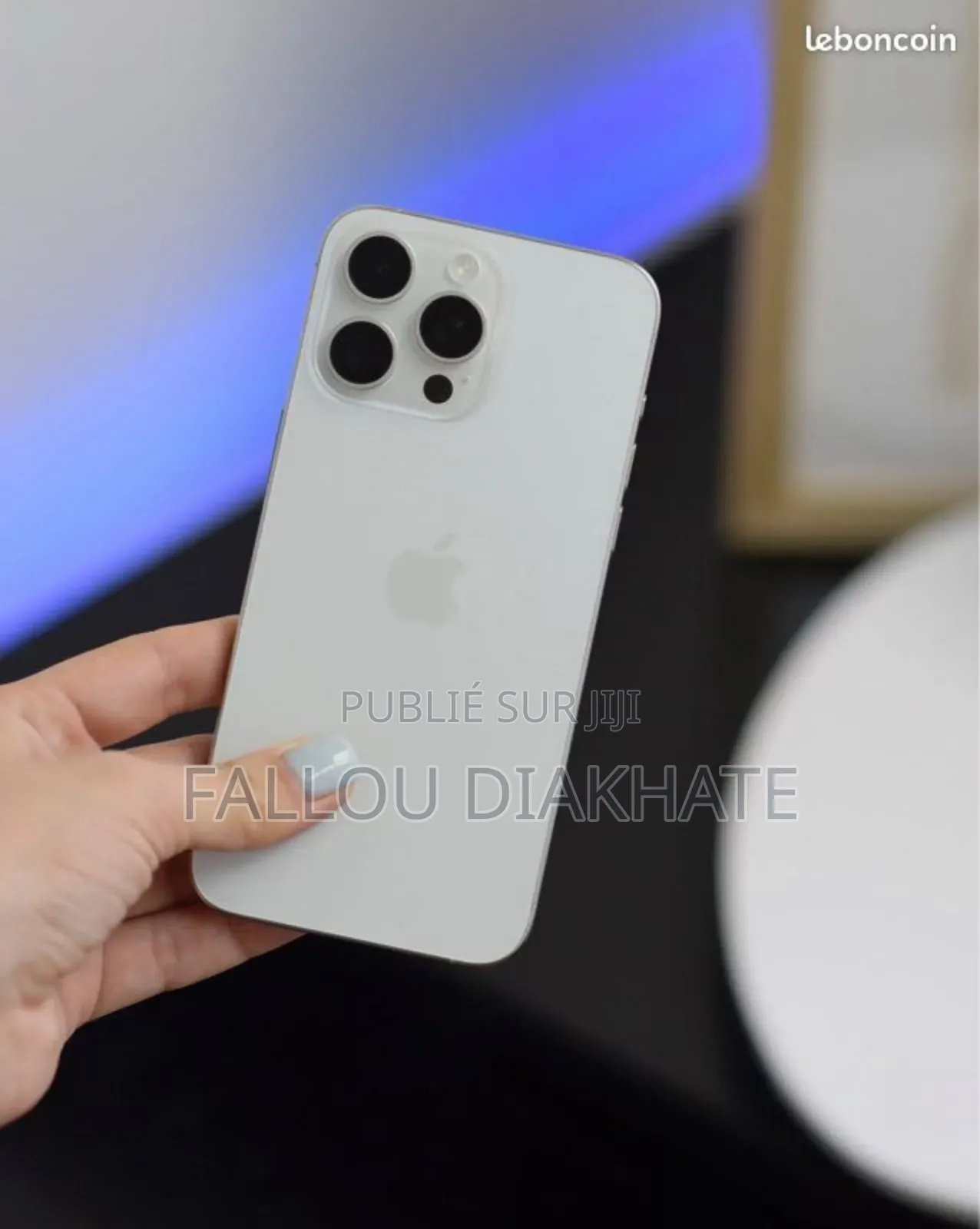 New Pomme iPhone 15 Pro Max 256 GB Autre