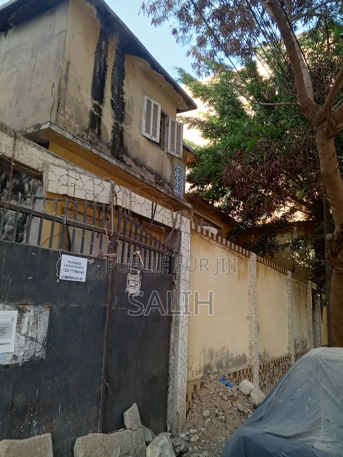 5chbre Villa dans Salih-Immo, Dakar Plateau à Vendre