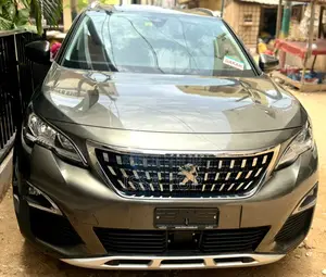 Photo - PEUGEOT 3008 2017 Argenté