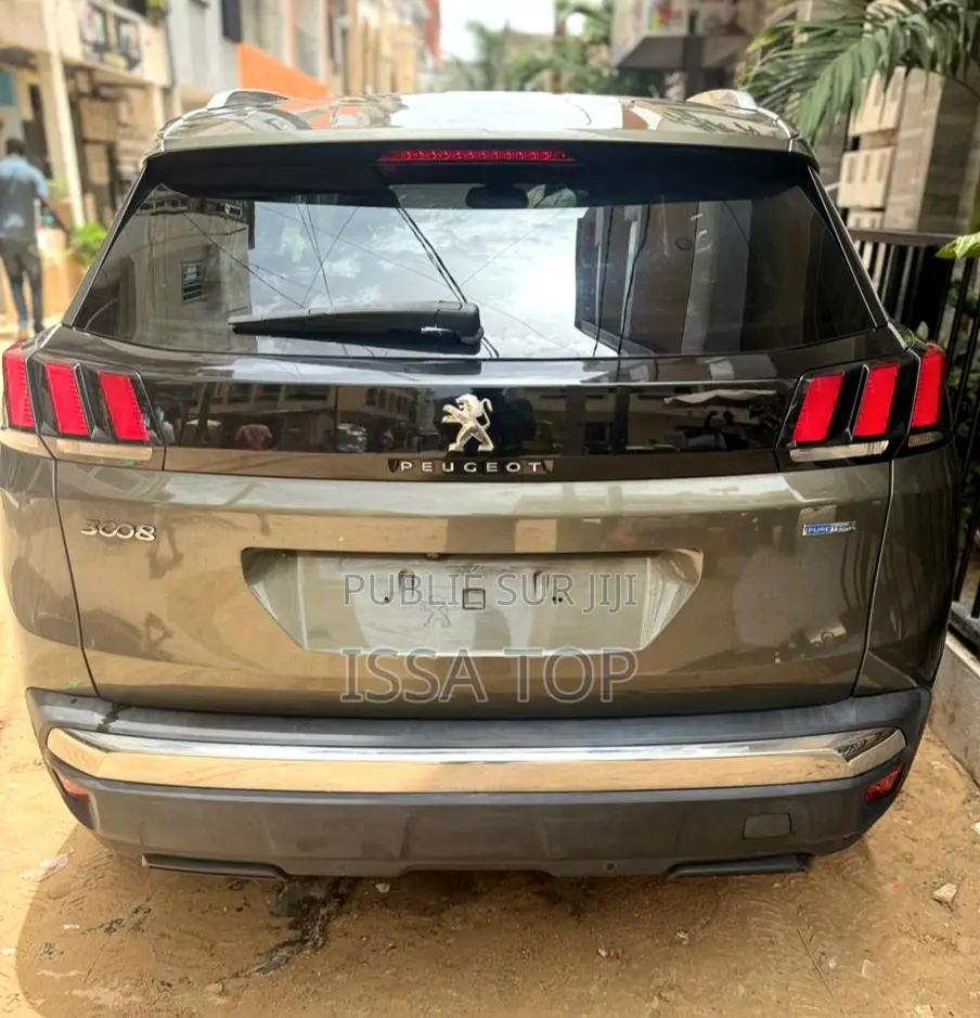 PEUGEOT 3008 2017 Argenté
