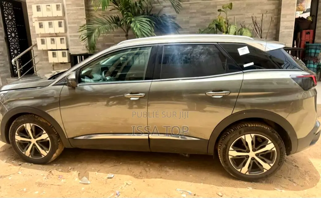 PEUGEOT 3008 2017 Argenté