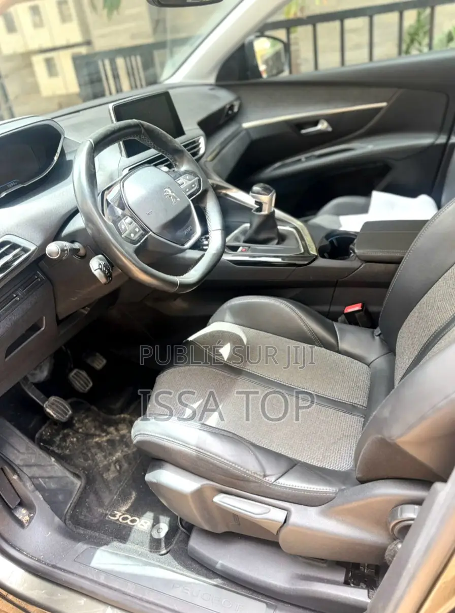 PEUGEOT 3008 2017 Argenté