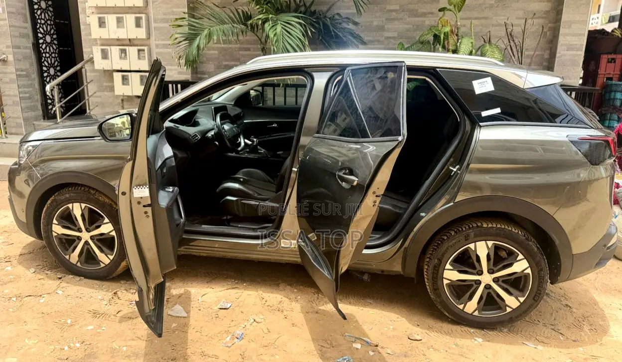 PEUGEOT 3008 2017 Argenté