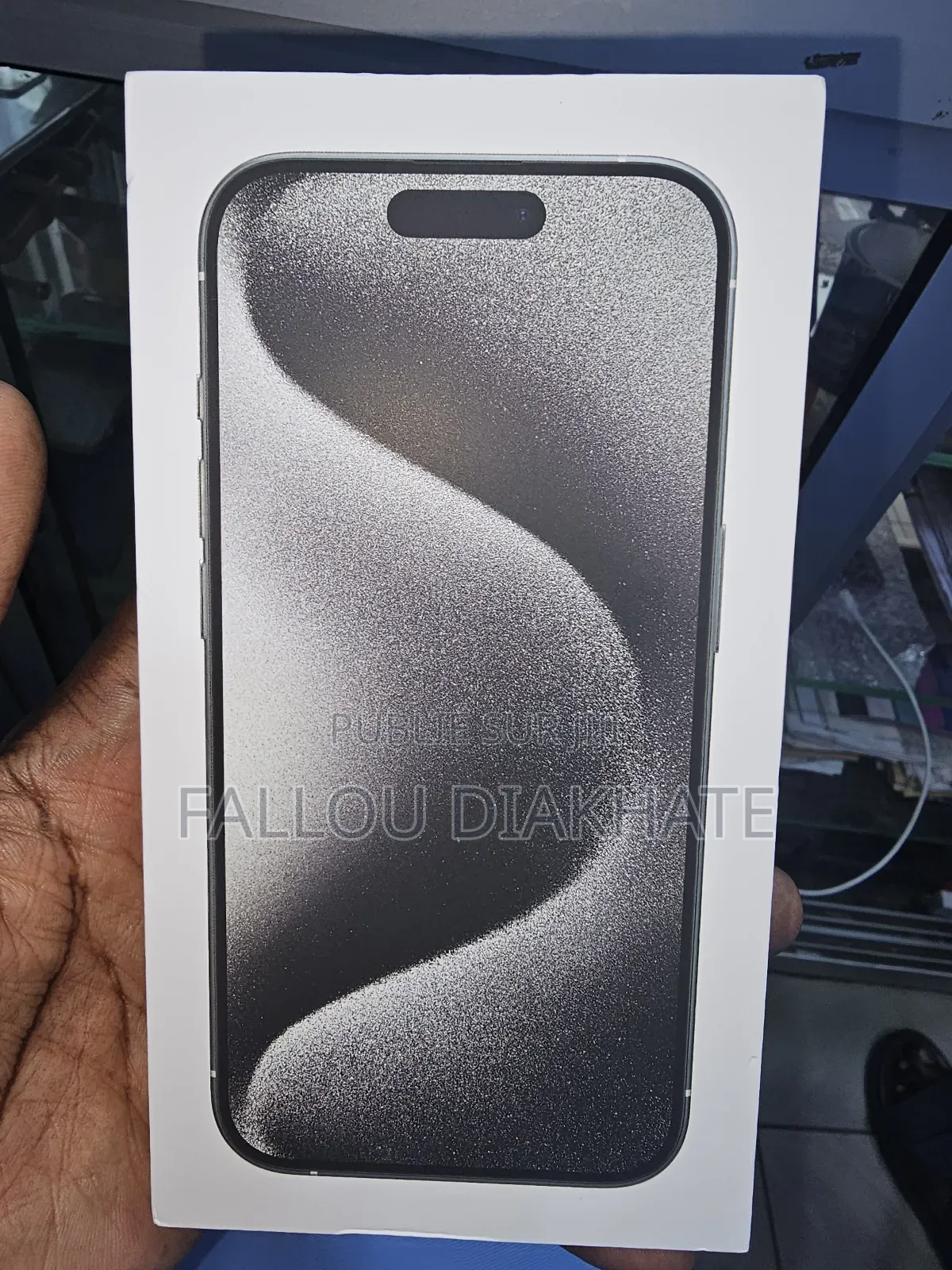 New Apple iPhone 15 Pro Max 256 GB