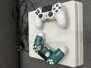 Photo - Ps4 Slim À Vendre