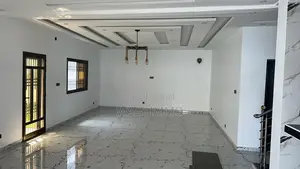 4chbre Maison dans Villa, Thiès Sud à Vendre