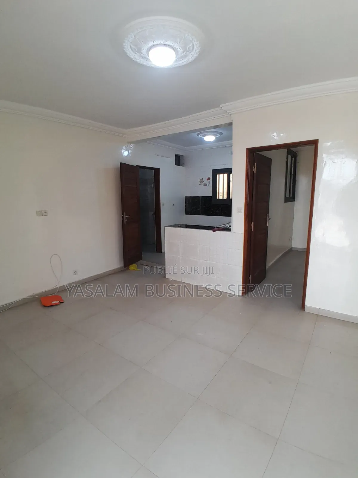 1chbre Studio dans Yasalam Business, Patte d'Oie à Louer