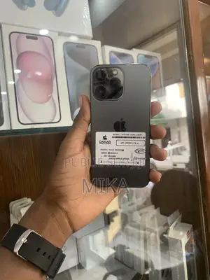 Photo - New Apple iPhone 13 Pro 128 GB Noir