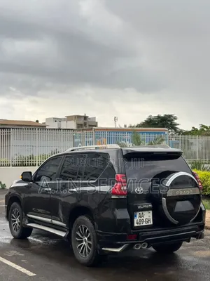 Toyota Land Cruiser Prado 2011 Noir