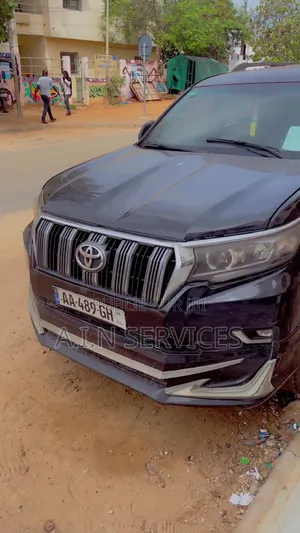 Photo - Toyota Land Cruiser Prado 2012 Noir