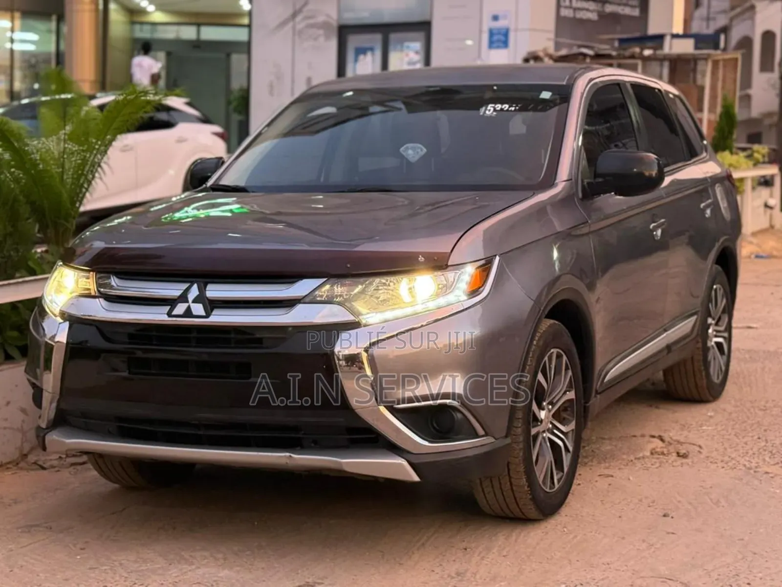 Mitsubishi Outlander 2018 Gris