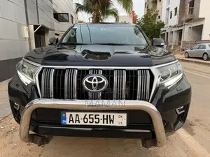 Photo - Toyota Land Cruiser Prado 2022 Noir Mat