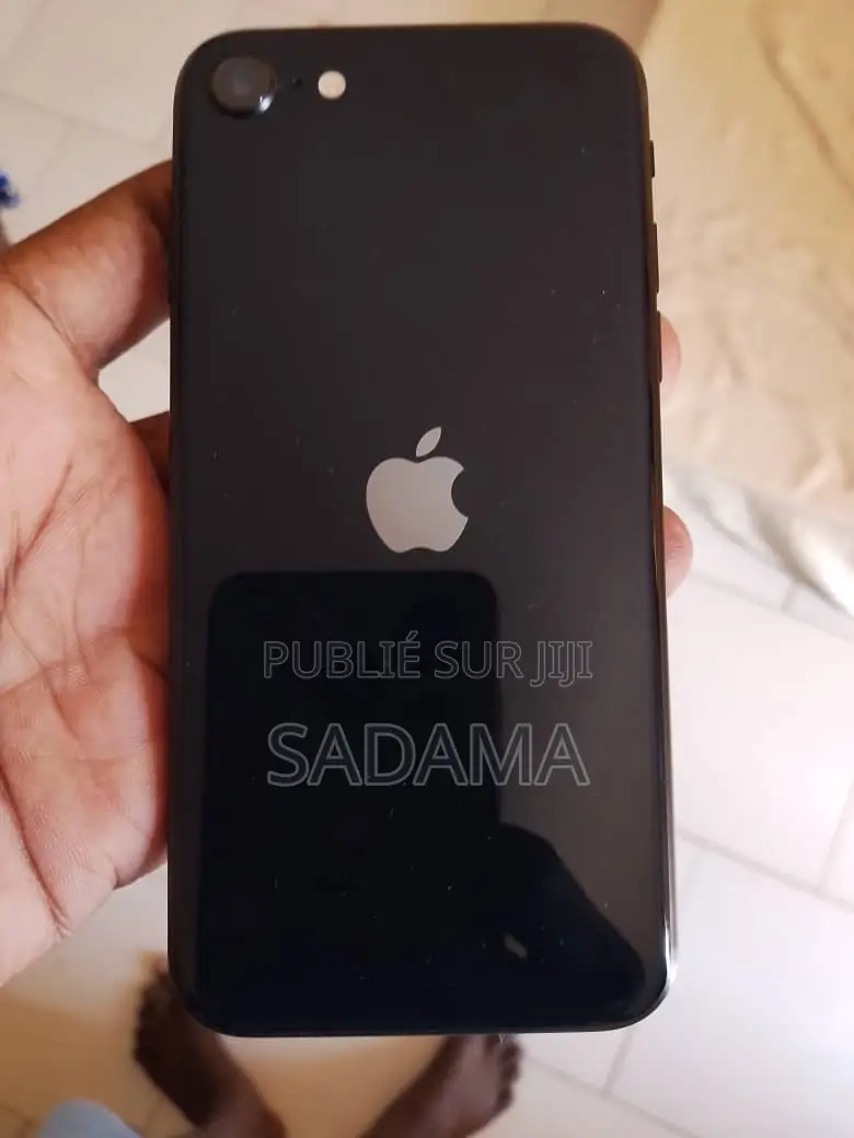 New Apple iPhone SE (2022) 64 GB Black