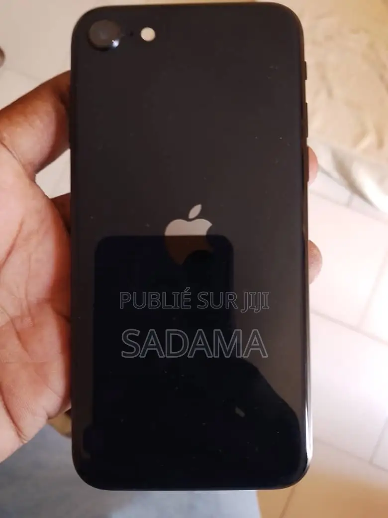 New Apple iPhone SE (2022) 64 GB Black