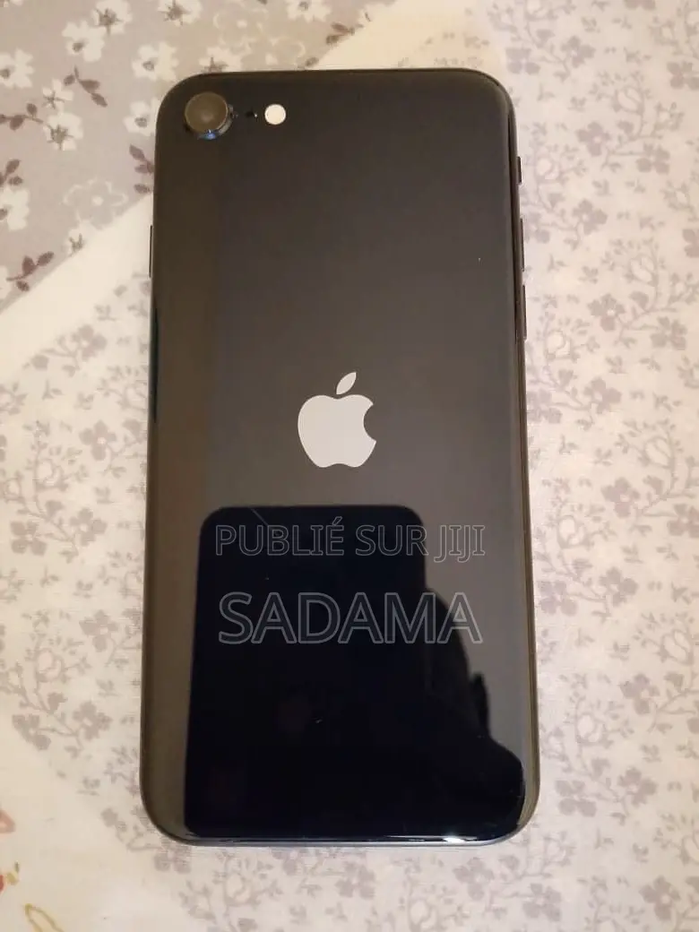 New Apple iPhone SE (2022) 64 GB Black