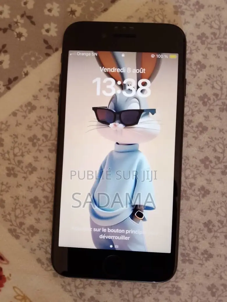 New Apple iPhone SE (2022) 64 GB Black