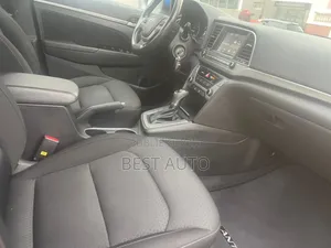 Hyundai Elantra 2018 Blue