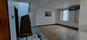 4chbre Villa dans Limaldo Immo, Almadies à Louer