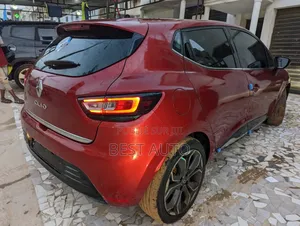 Renault Clio 2019 Rouge