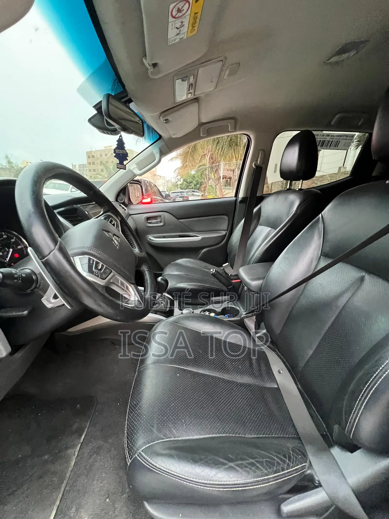 Mitsubishi L200 2019 Gris