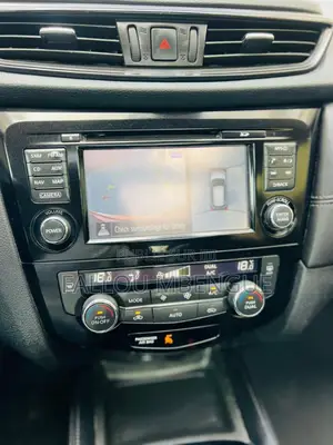 Nissan Rogue 2017 Orange