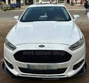 Photo - Ford Fusion SE 4dr Sedan AWD w/EcoBoost (2.0L 4cyl Turbo 6M) 2015 Blanc