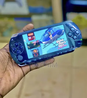 PSP Fat Très Propre Avec 22 Jeux Installé