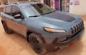 Location Jeep Cherokee Trailhawk