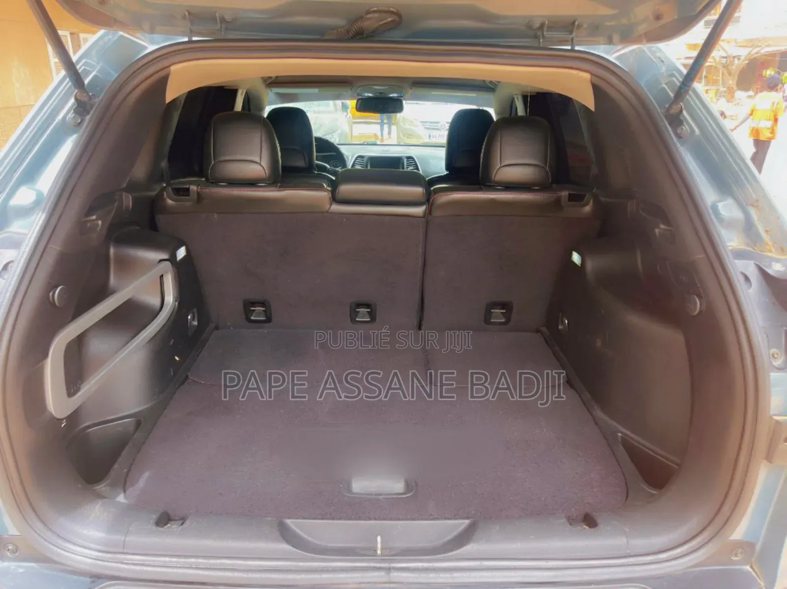 Location Jeep Cherokee Trailhawk