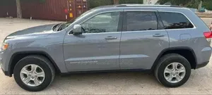 Location Jeep Grand Cherokee Laredo