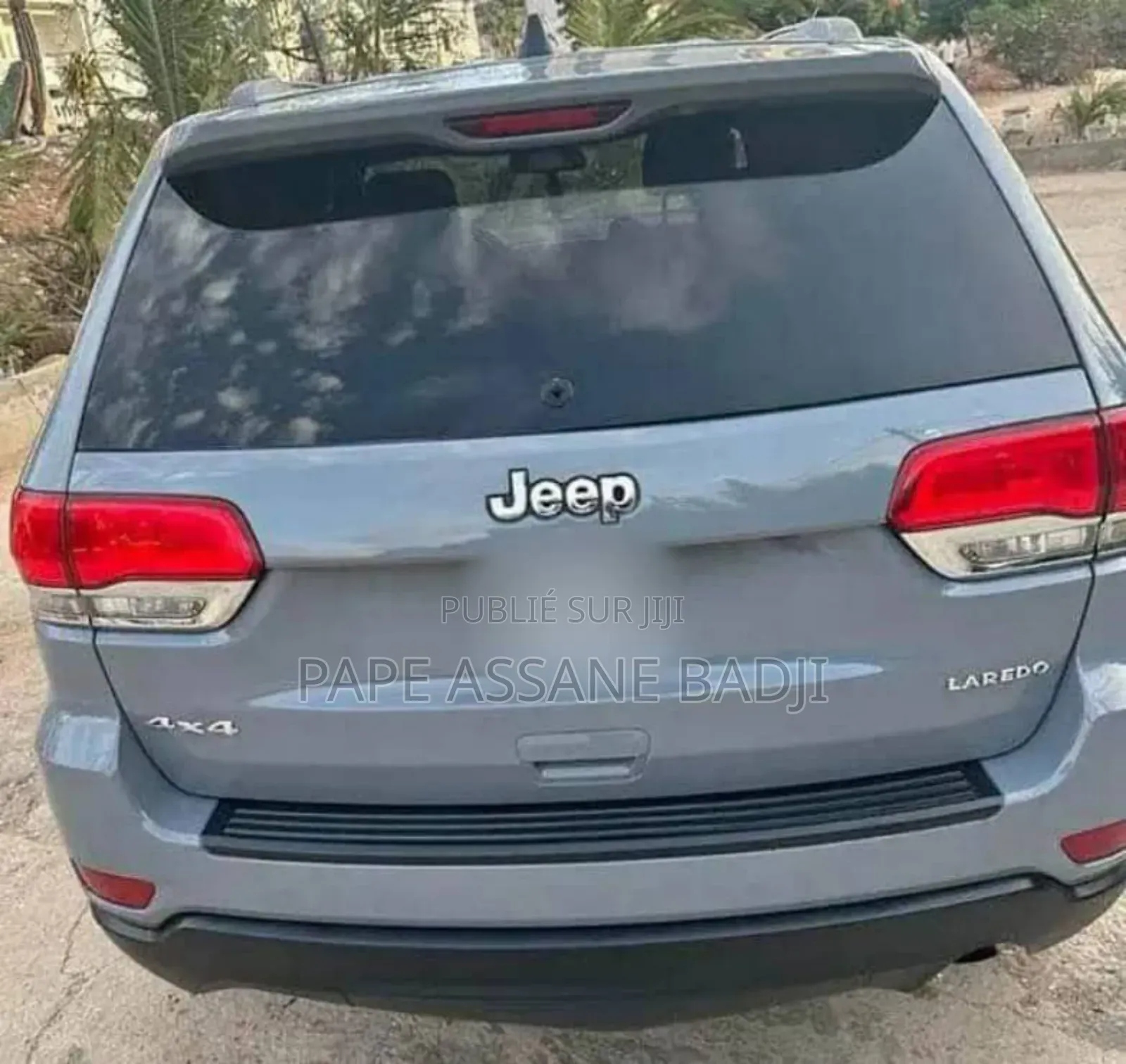Location Jeep Grand Cherokee Laredo