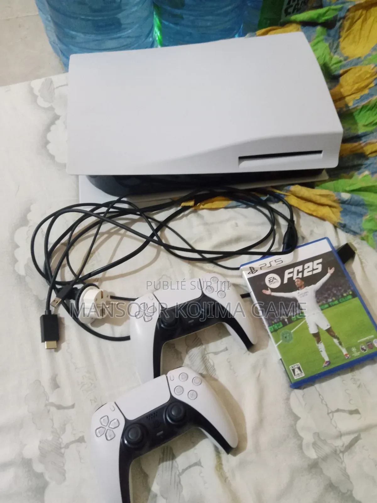 Playstation 5 + 2 Manete Fc25