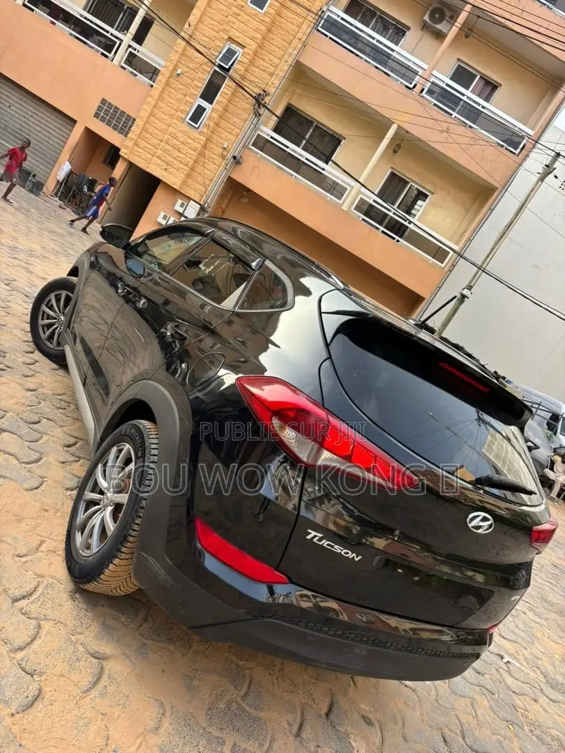 Hyundai Tucson Limited AWD 2017 Black
