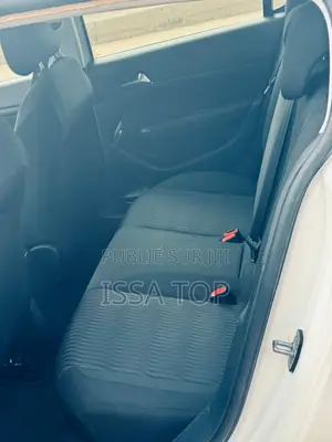 PEUGEOT 308 2019 Blanc