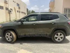 Jeep Boussole Latitude 4x4 2019 Vert