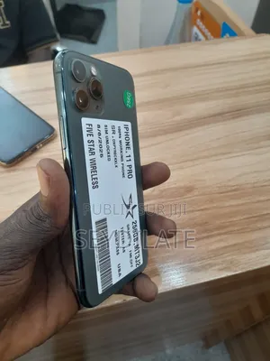 Nouveau Apple iPhone 11 256 GB Vert