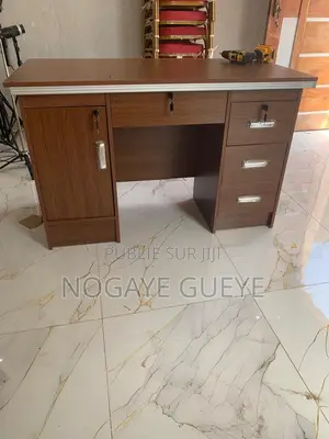 Table De Bureau