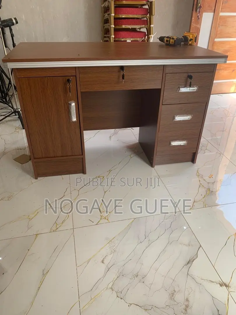 Table De Bureau