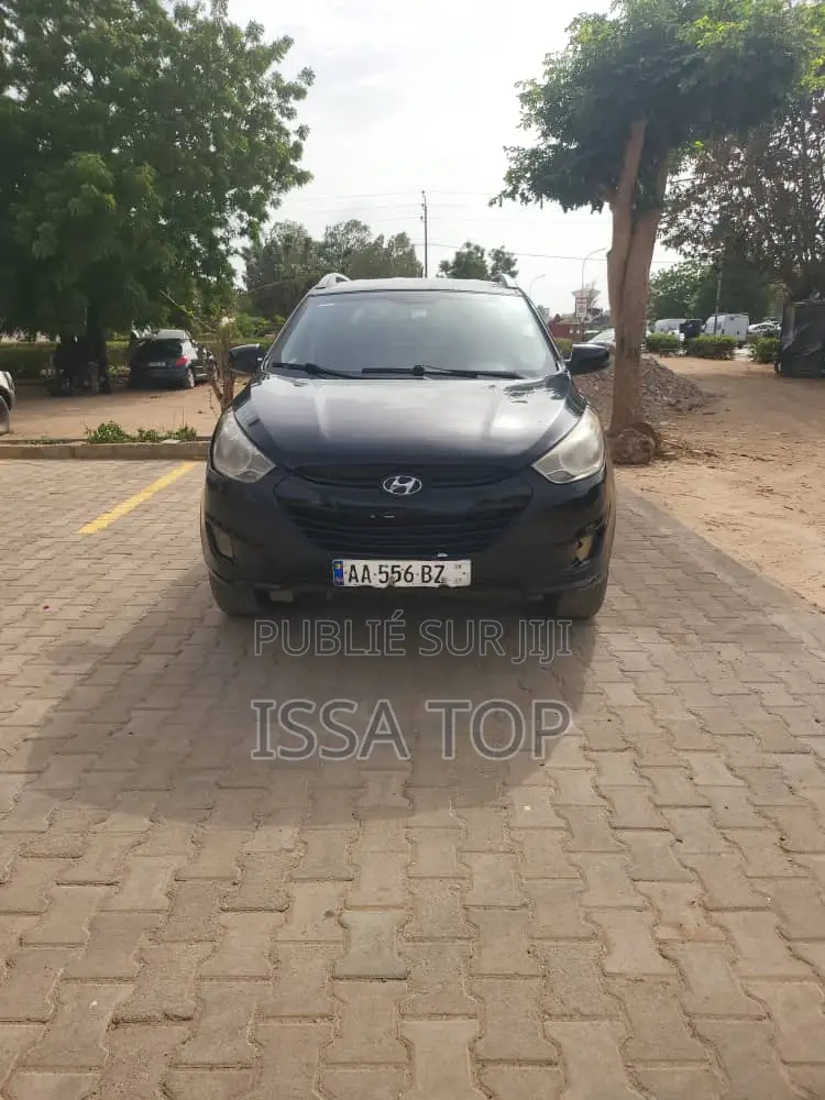 Hyundai Tucson 2012 Black