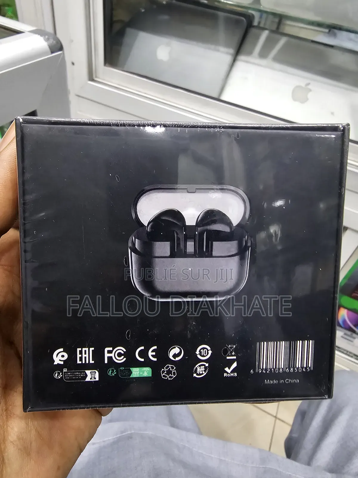 Buts 3 Original Disponible