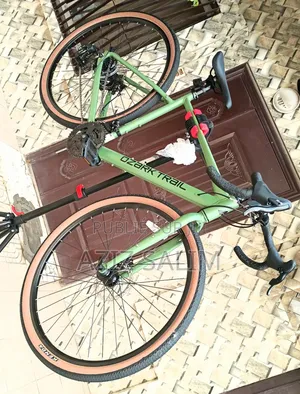 Cycliste / Gravel Ozark Trail 