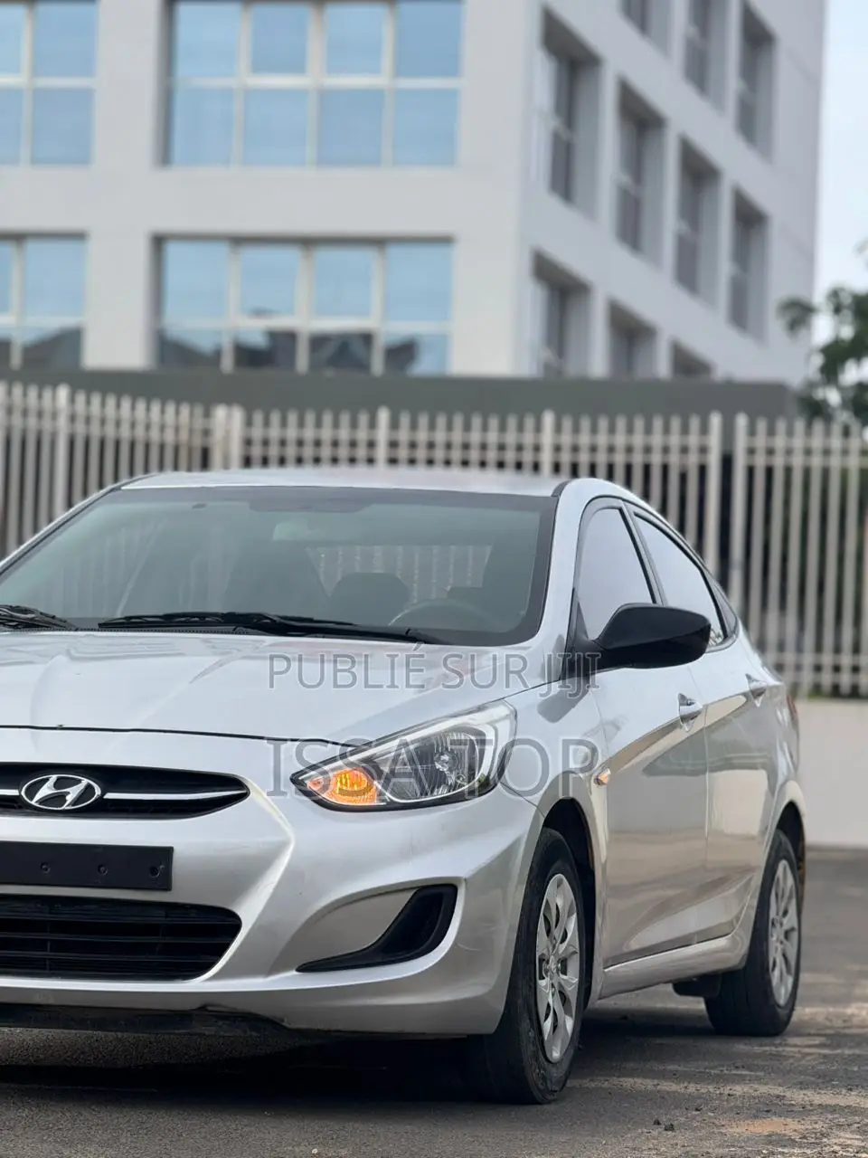 Hyundai Accent 2016 Gris