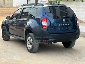 Renault Duster 2017 Blue